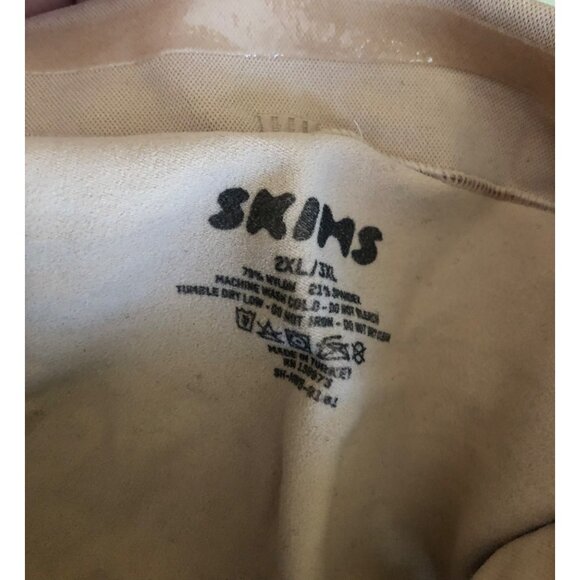 NWOT SKIMS Sculpting Mid Waist Brief Size 2X / 3X Clay - Picture 9 of 9